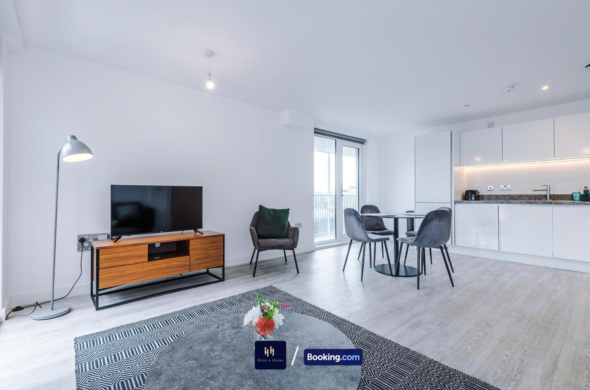 Modern 2 Bed Apartment With Balcony By Host A Home Manchester Dış mekan fotoğraf